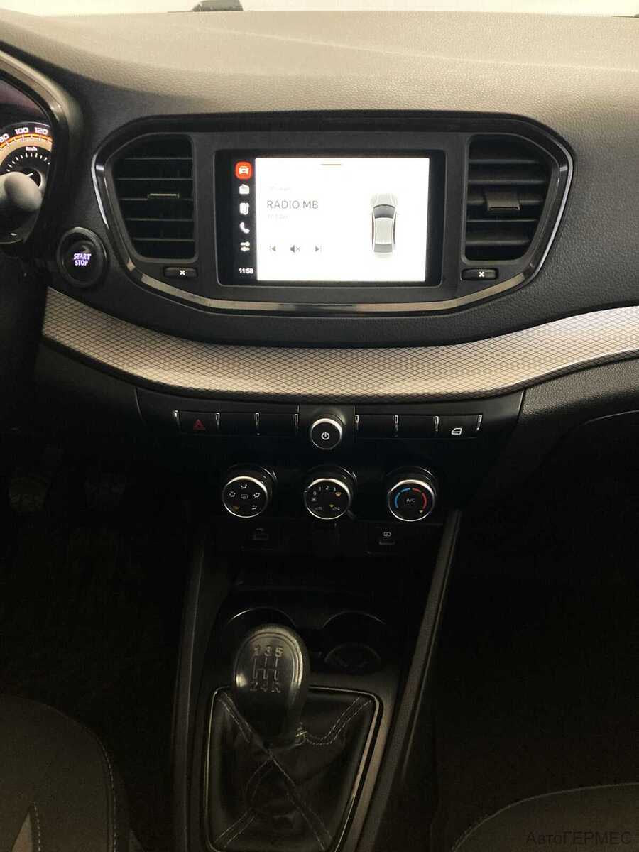 Фото LADA Vesta I Рестайлинг с пробегом | №7