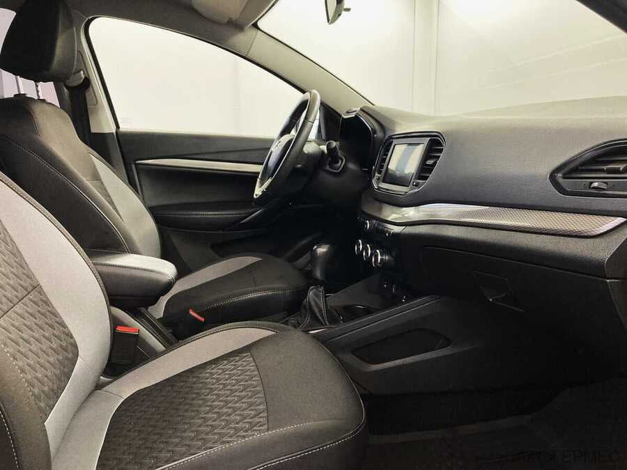 Фото LADA Vesta I Рестайлинг с пробегом | №11