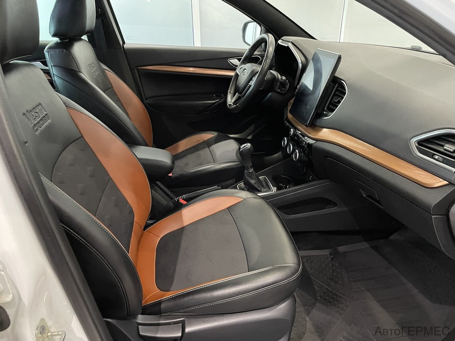 Фото LADA Vesta I Рестайлинг с пробегом | №14