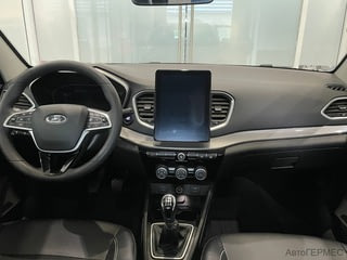 Фото LADA Vesta I Рестайлинг с пробегом Фото LADA Vesta I Рестайлинг с пробегом