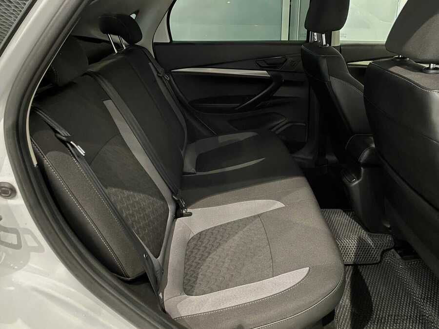 Фото LADA Vesta I Рестайлинг с пробегом | №13