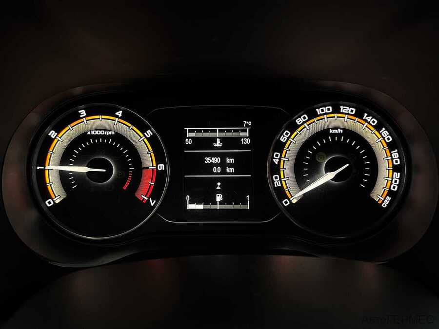 Фото LADA Vesta I Рестайлинг с пробегом | №6