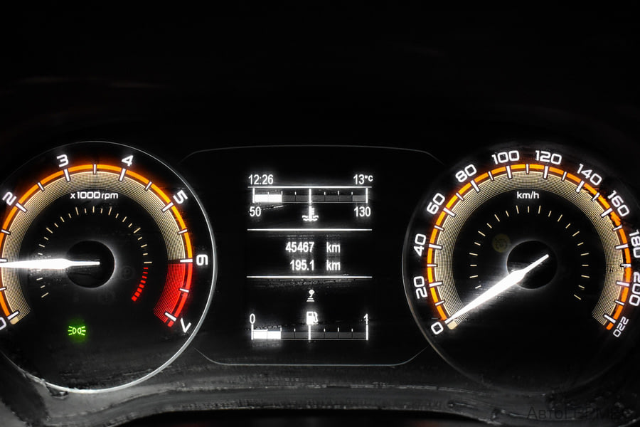 Фото LADA Vesta I Рестайлинг с пробегом | №6