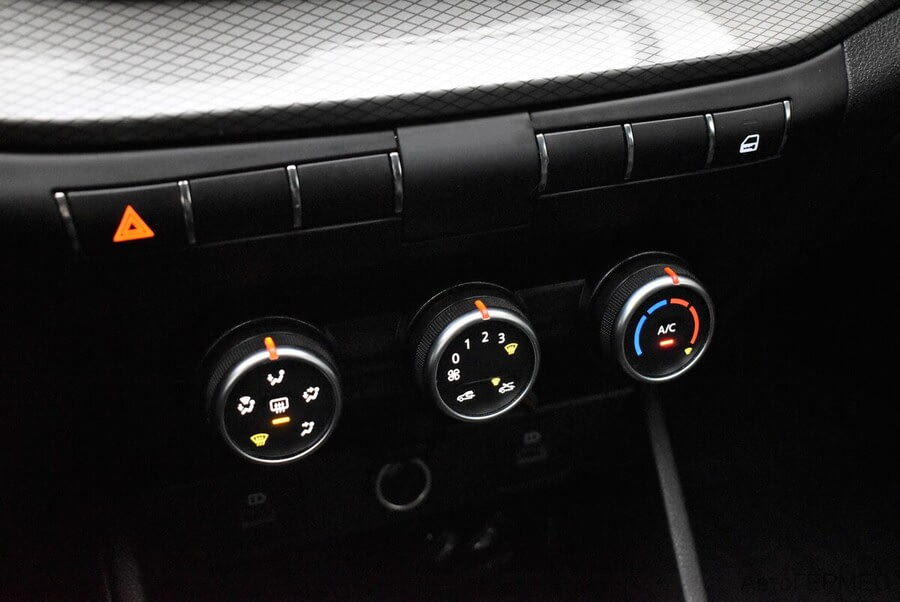 Фото LADA Vesta I Рестайлинг с пробегом | №7