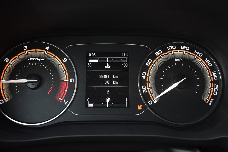 Фото LADA Vesta I Рестайлинг с пробегом | №6