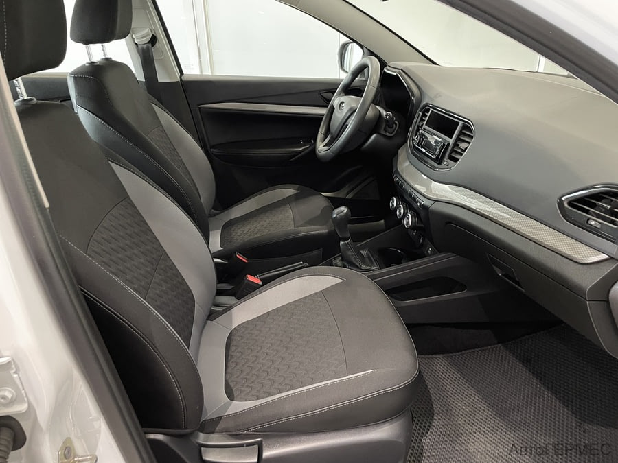 Фото LADA Vesta I Рестайлинг с пробегом | №11