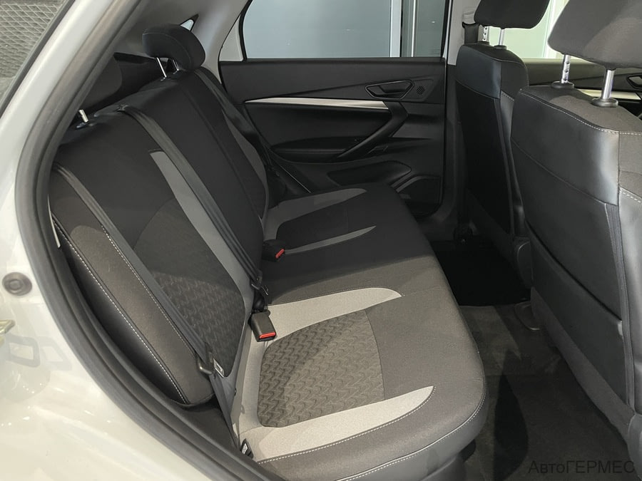 Фото LADA Vesta I Рестайлинг с пробегом | №13