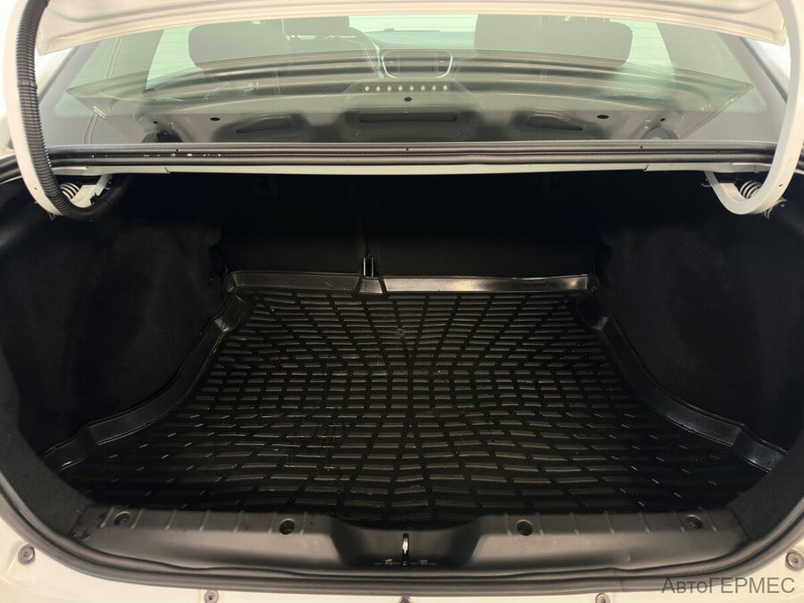 Фото LADA Vesta I Рестайлинг с пробегом | №12