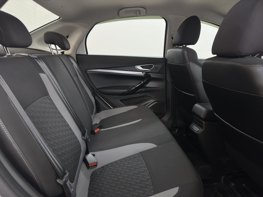 Фото LADA Vesta I Рестайлинг с пробегом | №11