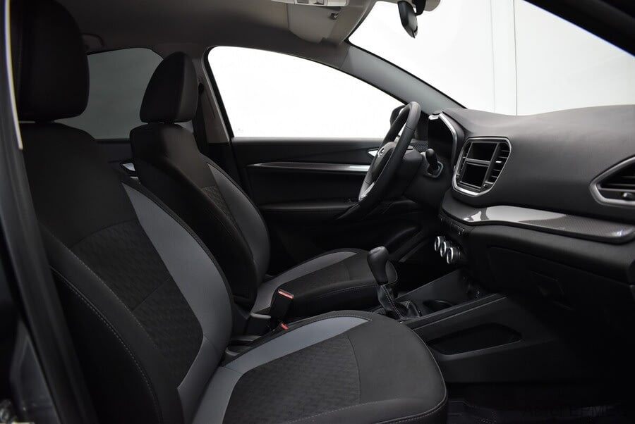 Фото LADA Vesta I Рестайлинг с пробегом | №9 Фото LADA Vesta I Рестайлинг с пробегом | №9