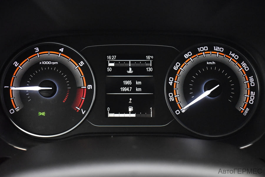 Фото LADA Vesta I Рестайлинг с пробегом | №6 Фото LADA Vesta I Рестайлинг с пробегом | №6