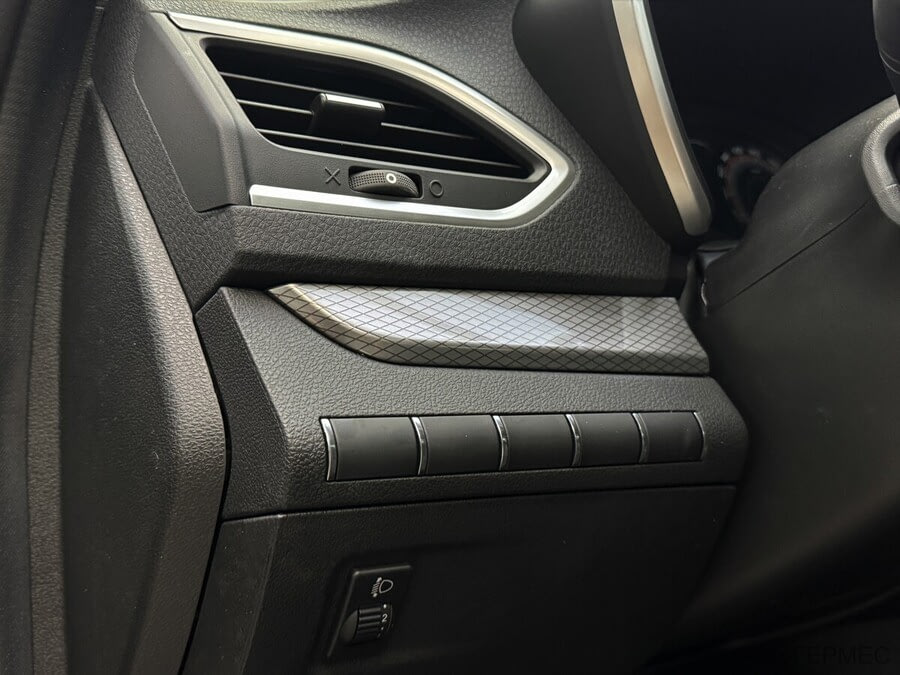 Фото LADA Vesta I Рестайлинг с пробегом | №10