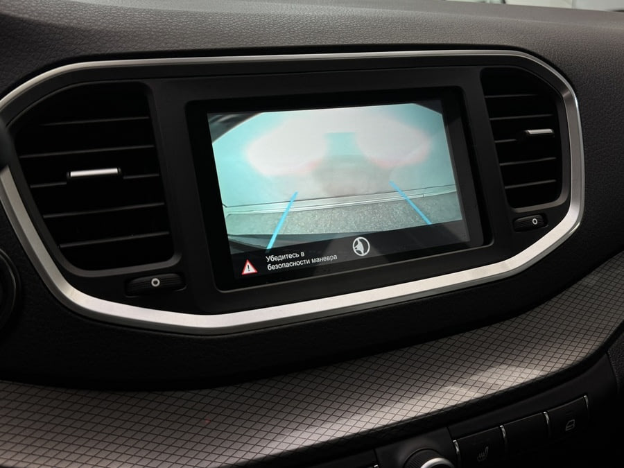 Фото LADA Vesta I Рестайлинг с пробегом | №7