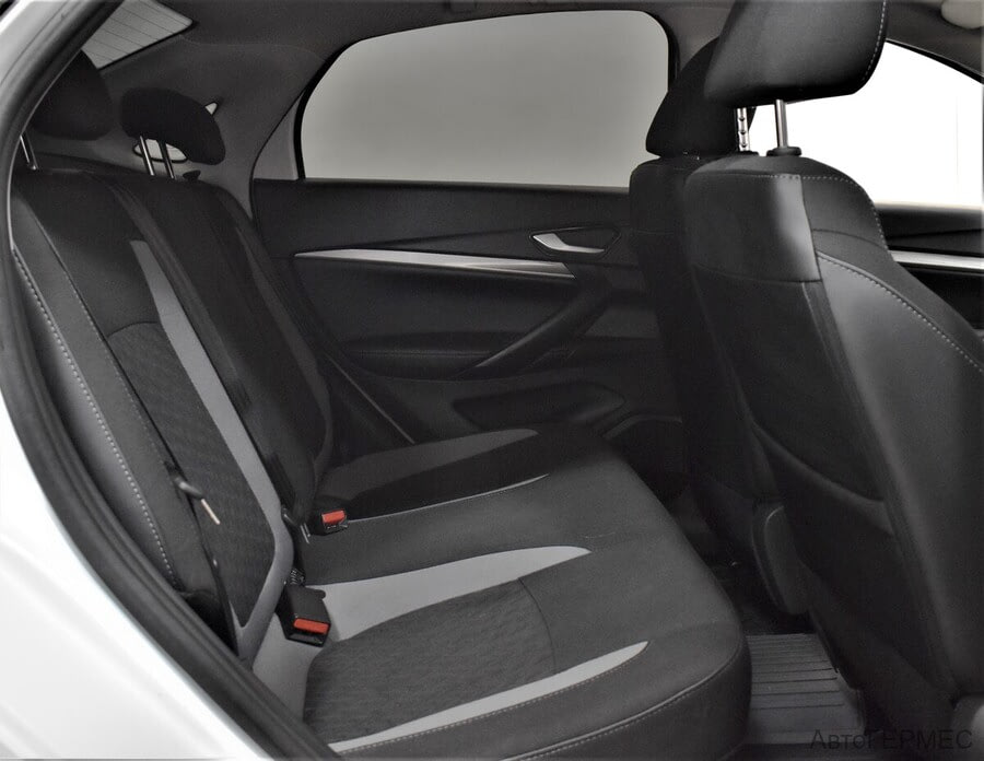 Фото LADA Vesta I Рестайлинг с пробегом | №11 Фото LADA Vesta I Рестайлинг с пробегом | №11