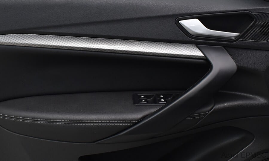 Фото LADA Vesta I Рестайлинг с пробегом | №9 Фото LADA Vesta I Рестайлинг с пробегом | №9