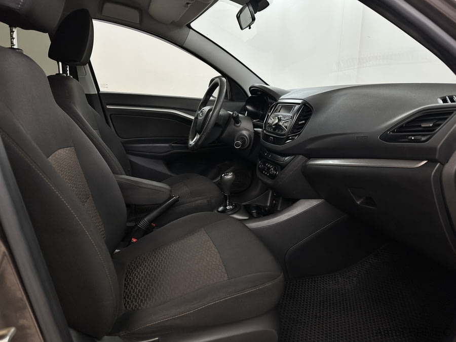 Фото LADA Vesta I с пробегом | №10