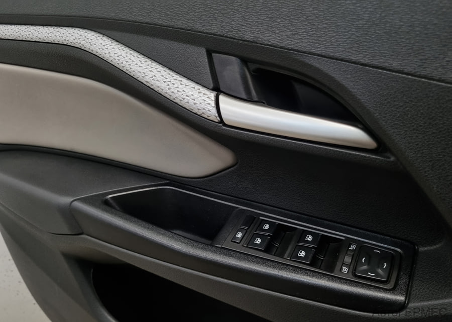 Фото LADA VESTA CROSS I с пробегом | №9 Фото LADA VESTA CROSS I с пробегом | №9