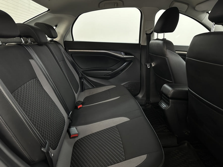 Фото LADA Vesta I с пробегом | №12 Фото LADA Vesta I с пробегом | №12