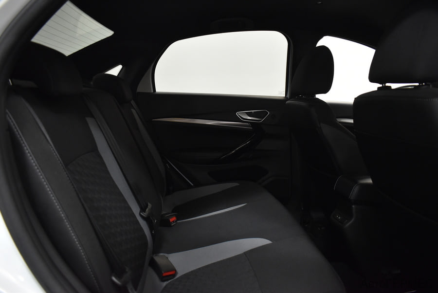 Фото LADA Vesta I Рестайлинг с пробегом | №12