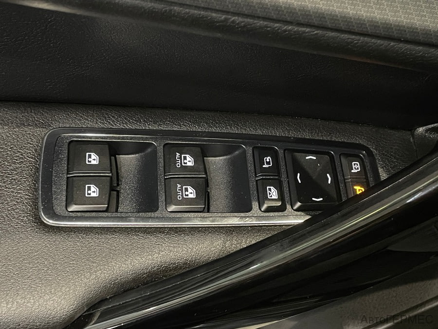 Фото LADA Vesta I Рестайлинг с пробегом | №10