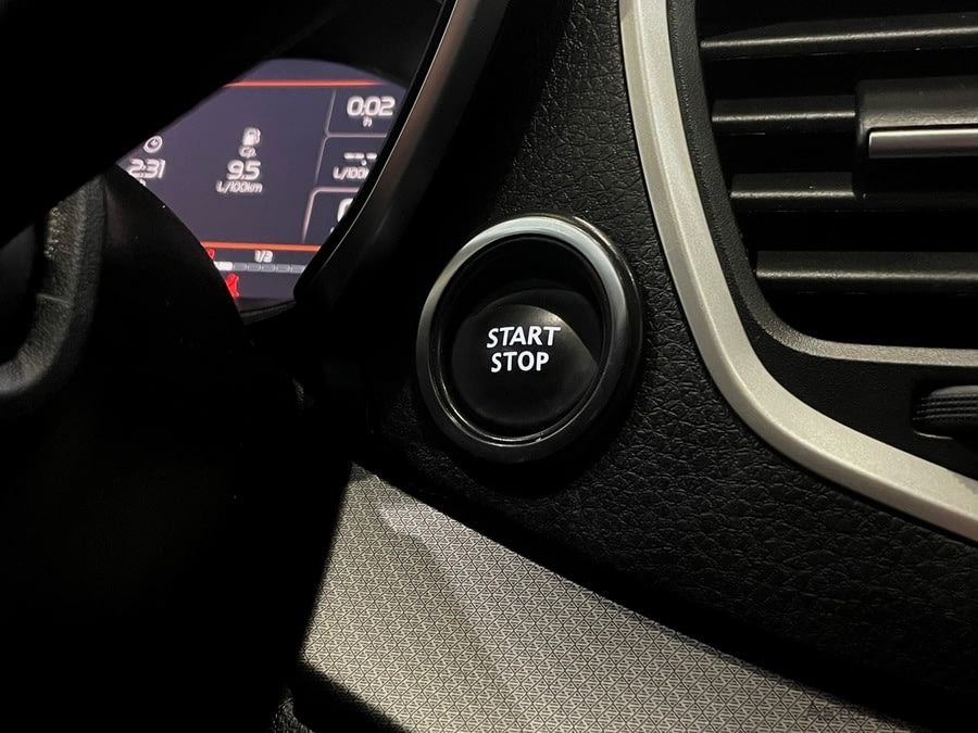 Фото LADA Vesta I Рестайлинг с пробегом | №12