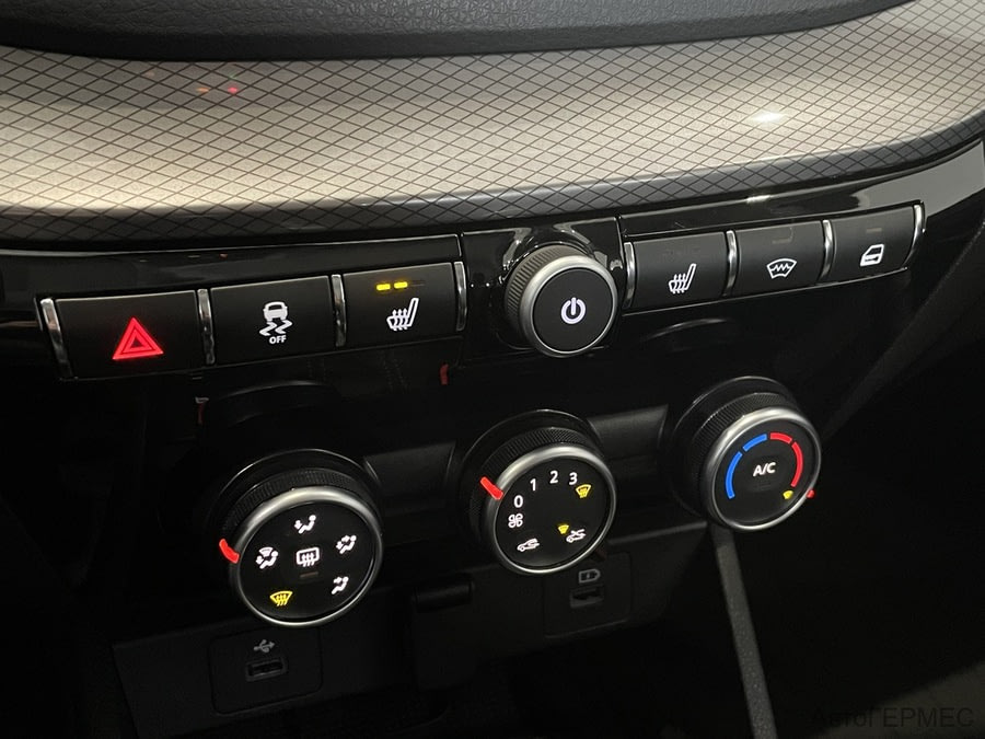 Фото LADA Vesta I Рестайлинг с пробегом | №7