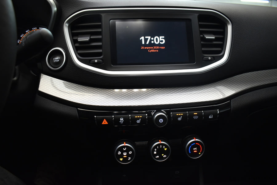 Фото LADA Vesta I Рестайлинг с пробегом | №7