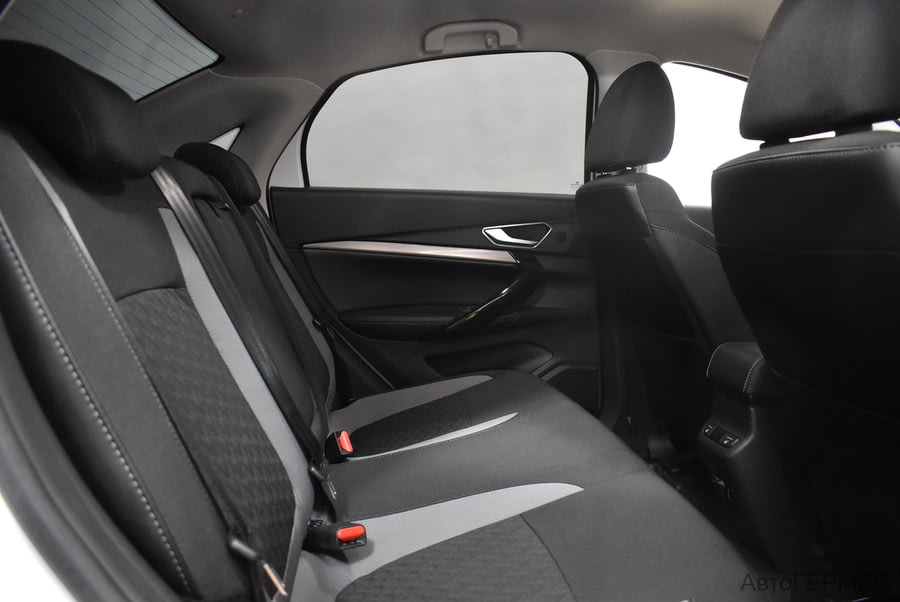 Фото LADA Vesta I Рестайлинг с пробегом | №12