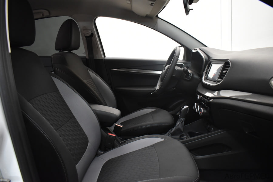 Фото LADA Vesta I Рестайлинг с пробегом | №11