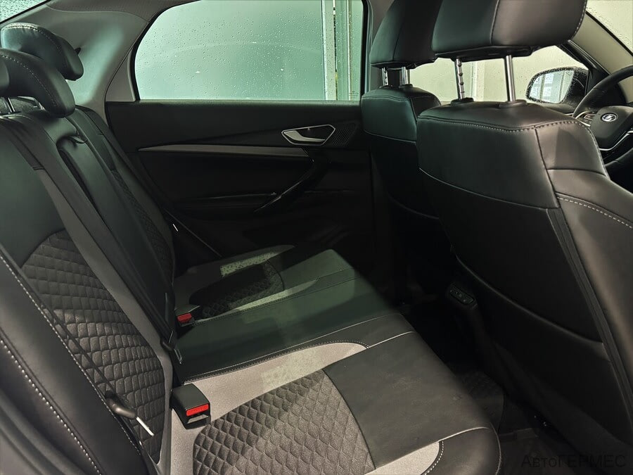 Фото LADA Vesta I Рестайлинг с пробегом | №12