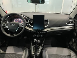 Фото LADA Vesta I Рестайлинг с пробегом