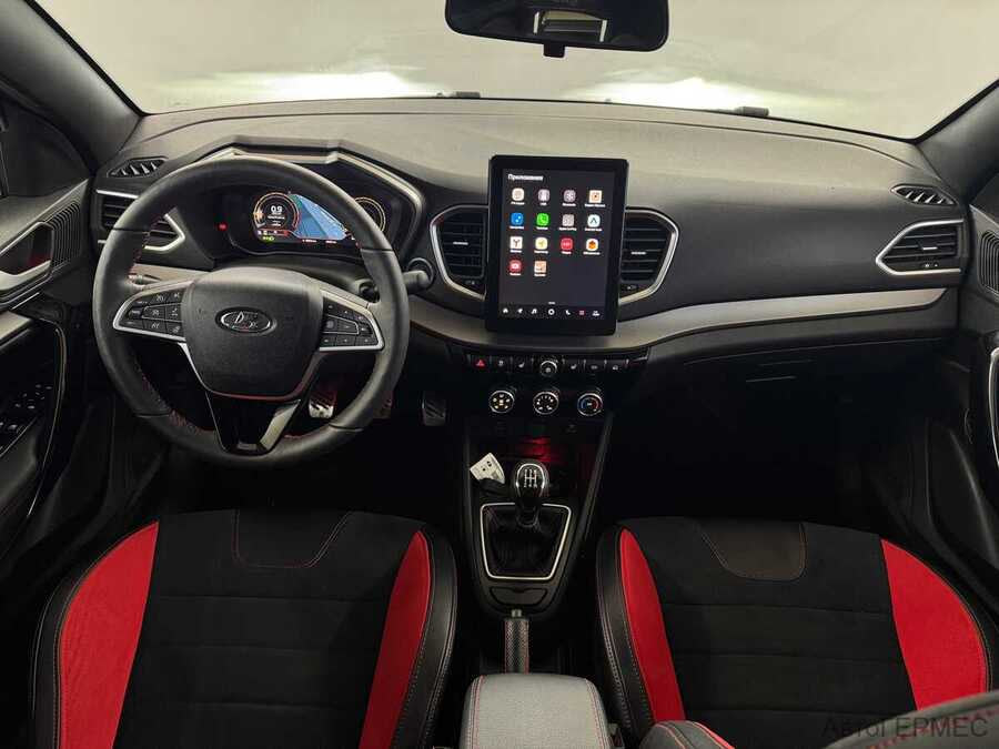 Фото LADA Vesta I Рестайлинг с пробегом | №5 Фото LADA Vesta I Рестайлинг с пробегом | №5