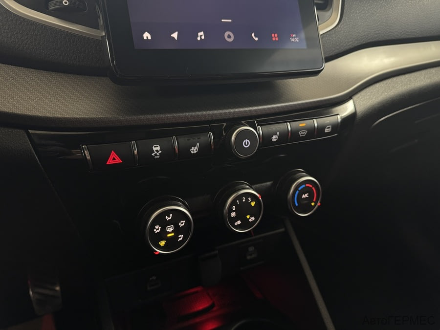 Фото LADA Vesta I Рестайлинг с пробегом | №10