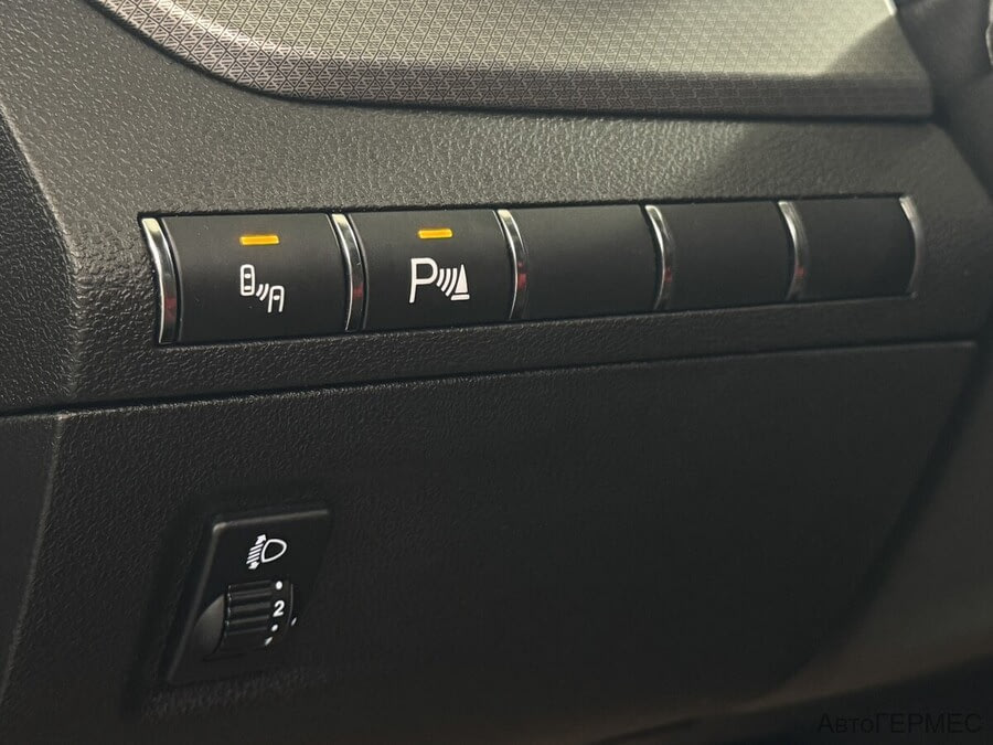 Фото LADA Vesta I Рестайлинг с пробегом | №7