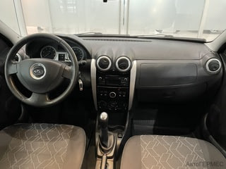 Фото LADA LARGUS CROSS 1 ресталинг с пробегом