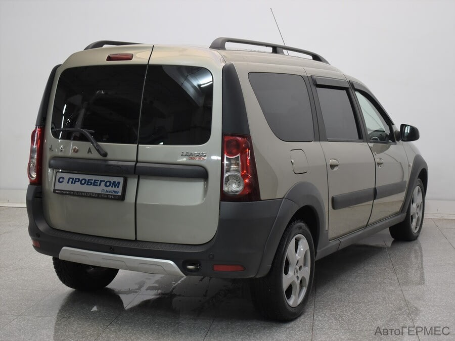 Фото LADA Largus I с пробегом | №4