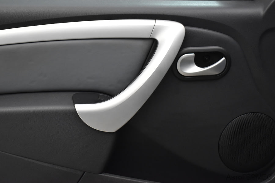 Фото LADA LARGUS CROSS I LARGUS CROSS с пробегом | №11