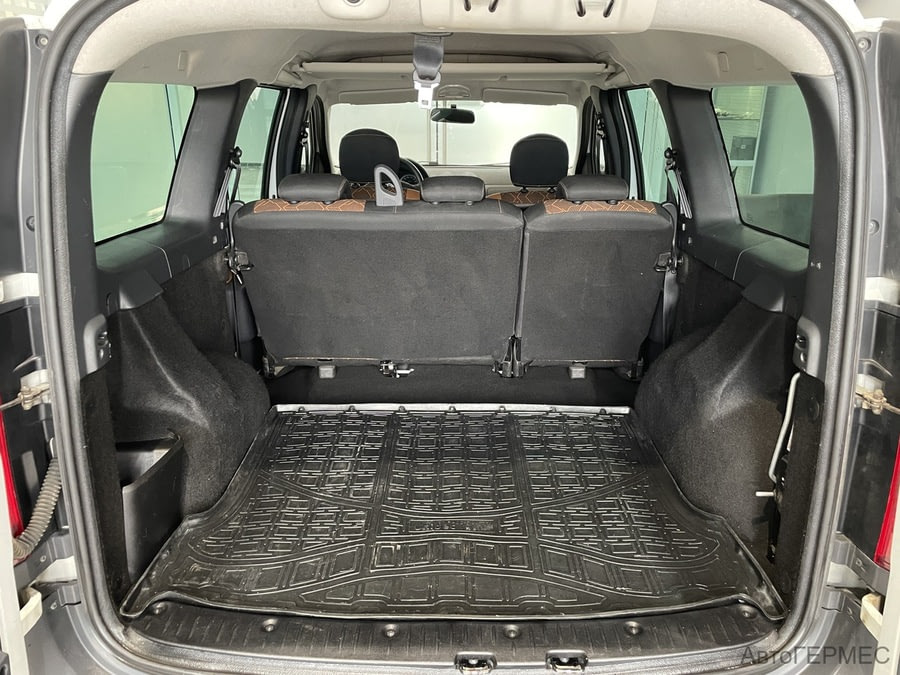 Фото LADA Largus I с пробегом | №14