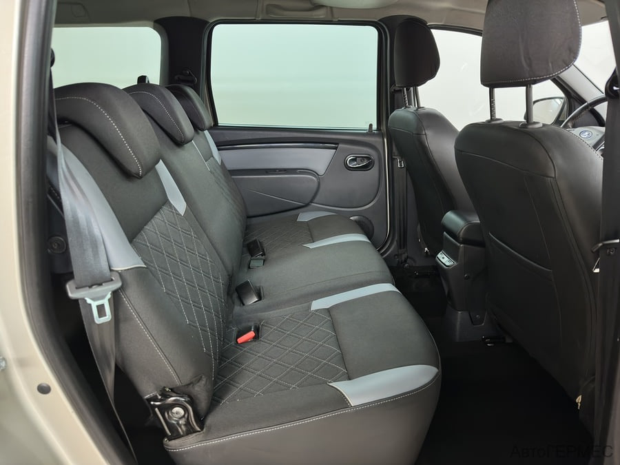 Фото LADA LARGUS CROSS 1 ресталинг с пробегом | №12