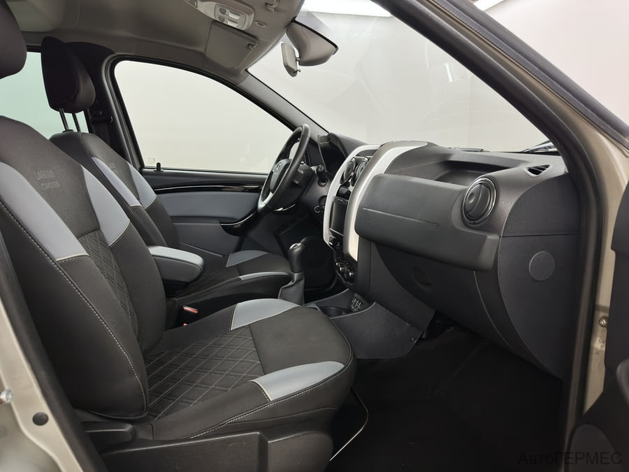 Фото LADA LARGUS CROSS 1 ресталинг с пробегом | №11