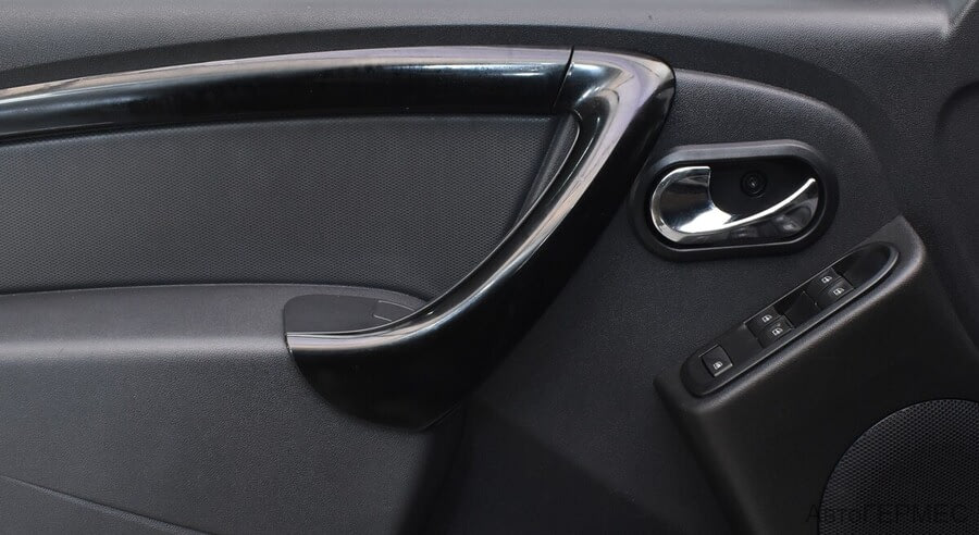 Фото LADA LARGUS CROSS 1 ресталинг с пробегом | №9 Фото LADA LARGUS CROSS 1 ресталинг с пробегом | №9