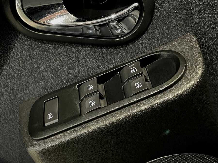 Фото LADA Largus I Рестайлинг с пробегом | №8