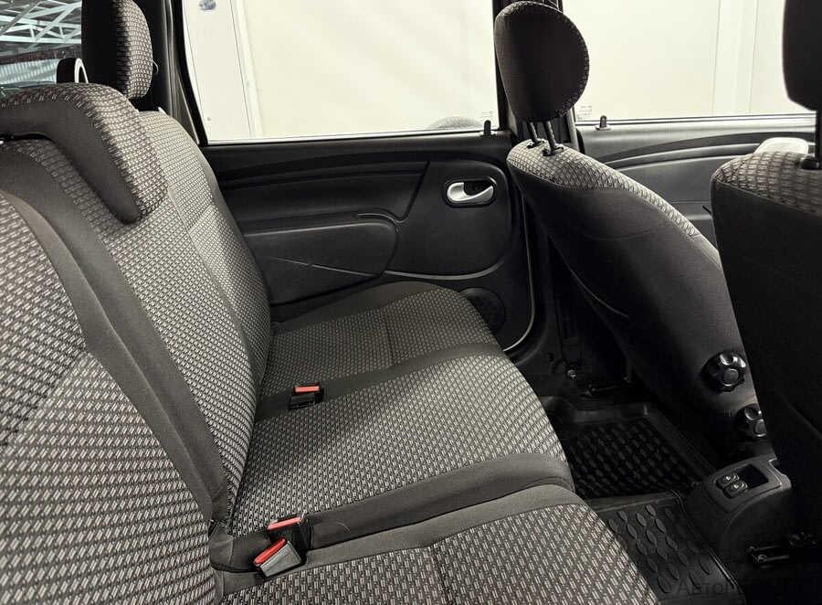 Фото LADA Largus I с пробегом | №10 Фото LADA Largus I с пробегом | №10