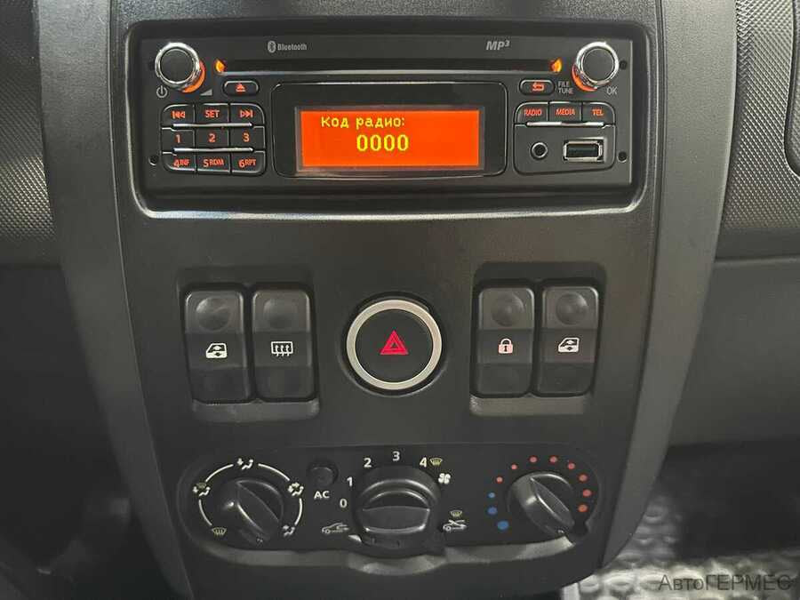 Фото LADA Largus I с пробегом | №7