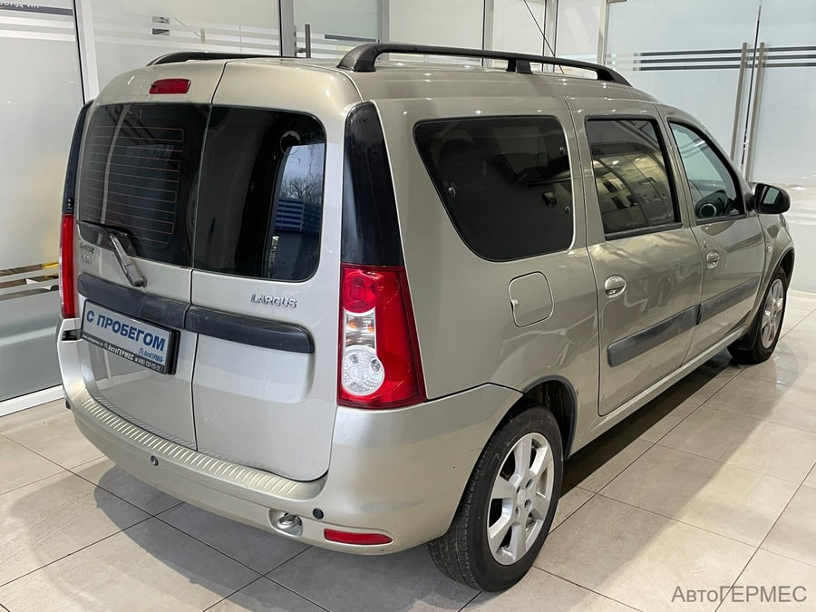 Фото LADA Largus I с пробегом | №4