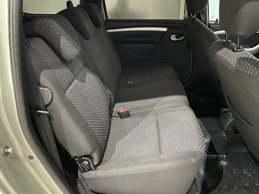 Фото LADA Largus I с пробегом | №12