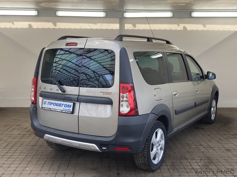 Фото LADA Largus I с пробегом | №4