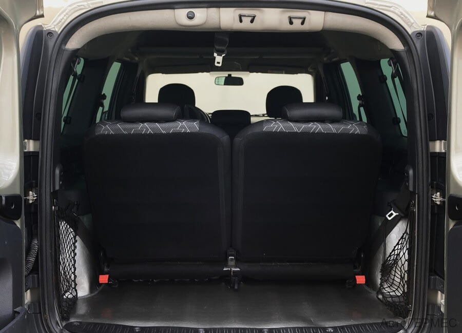 Фото LADA Largus I с пробегом | №13