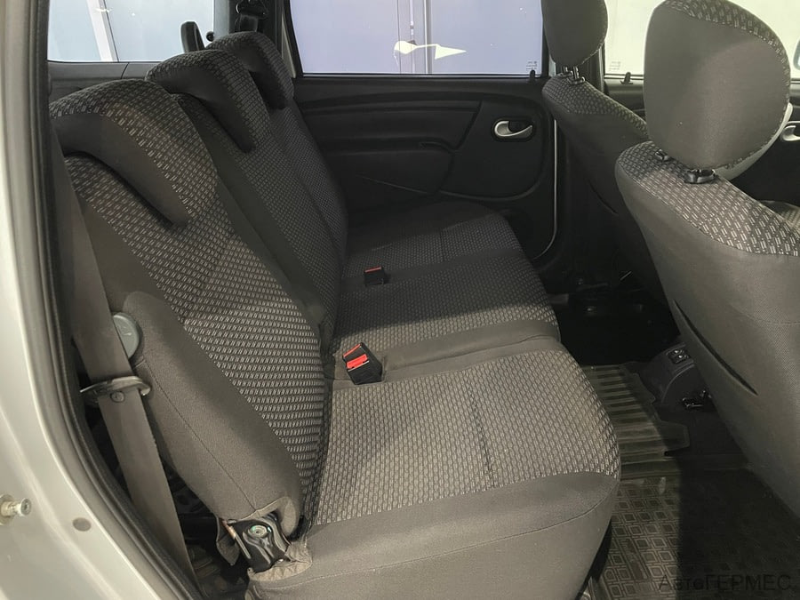 Фото LADA Largus I с пробегом | №13