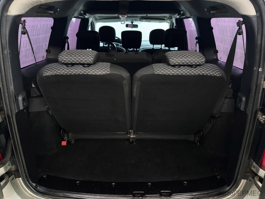 Фото LADA Largus I с пробегом | №11